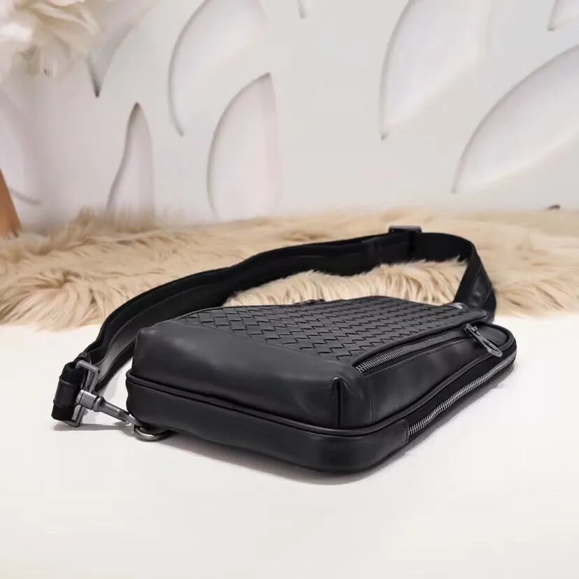All categories 💚 Top version men’s bags 💚 BV 2024 new BV chest bag